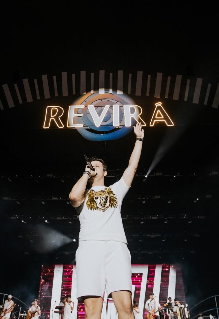 Curadoria Revirá